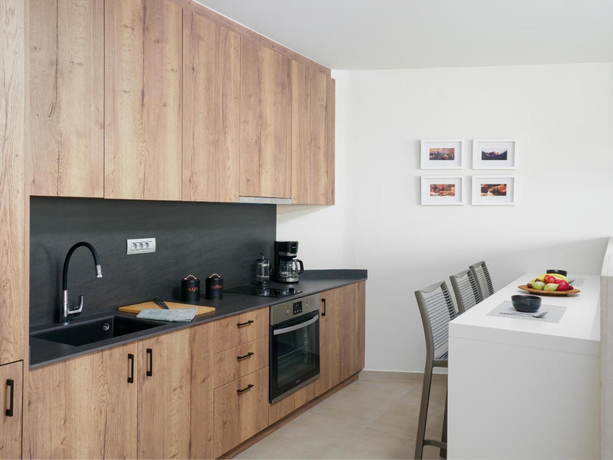 The H Experience Boutique Apartment Downtown Heraklion エクステリア 写真